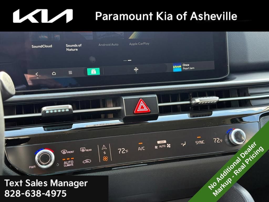 New 2026 Kia Sportage EX FWD image 11