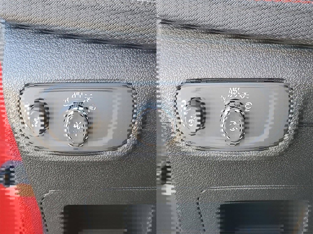 Used 2026 Chevrolet TrailBlazer RS w/ Convenience Package image 21