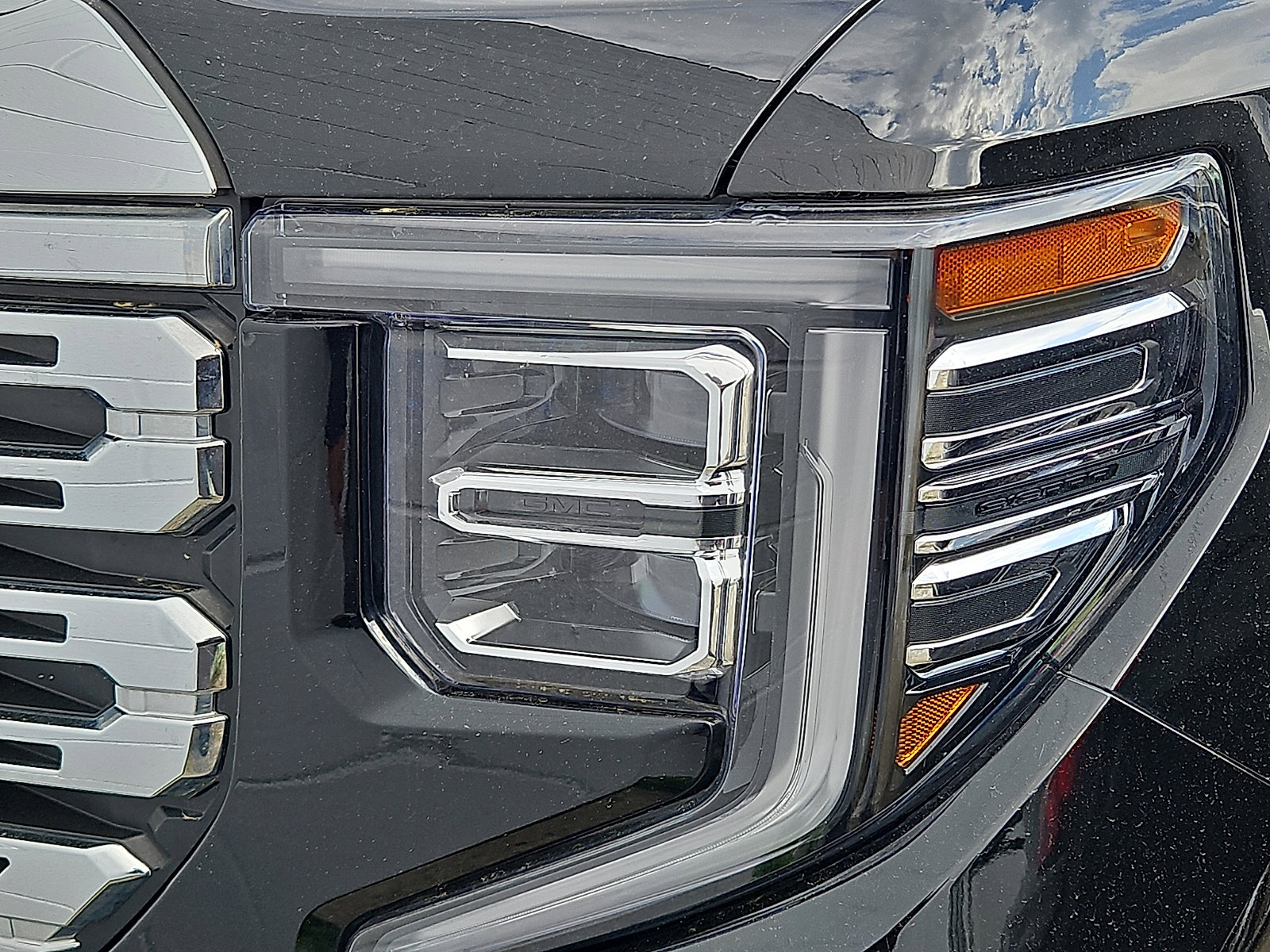 Certified 2023 GMC Sierra 1500 Denali AWD/4WD image 4