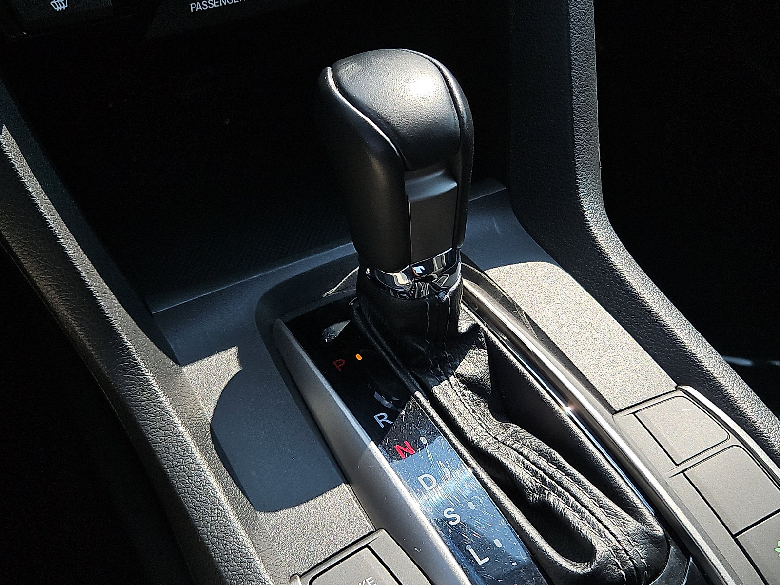 Used 2020 Honda Civic EX image 15