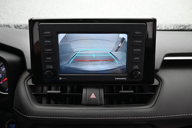 Used 2022 Toyota RAV4 XLE AWD/4WD image 16