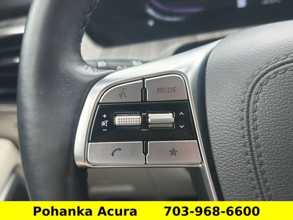 Used 2025 Kia Telluride EX w/ EX Captain's Chair Package AWD/4WD image 12