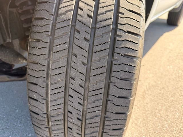 Certified 2025 Nissan Frontier S w/ S Utility Package image 10