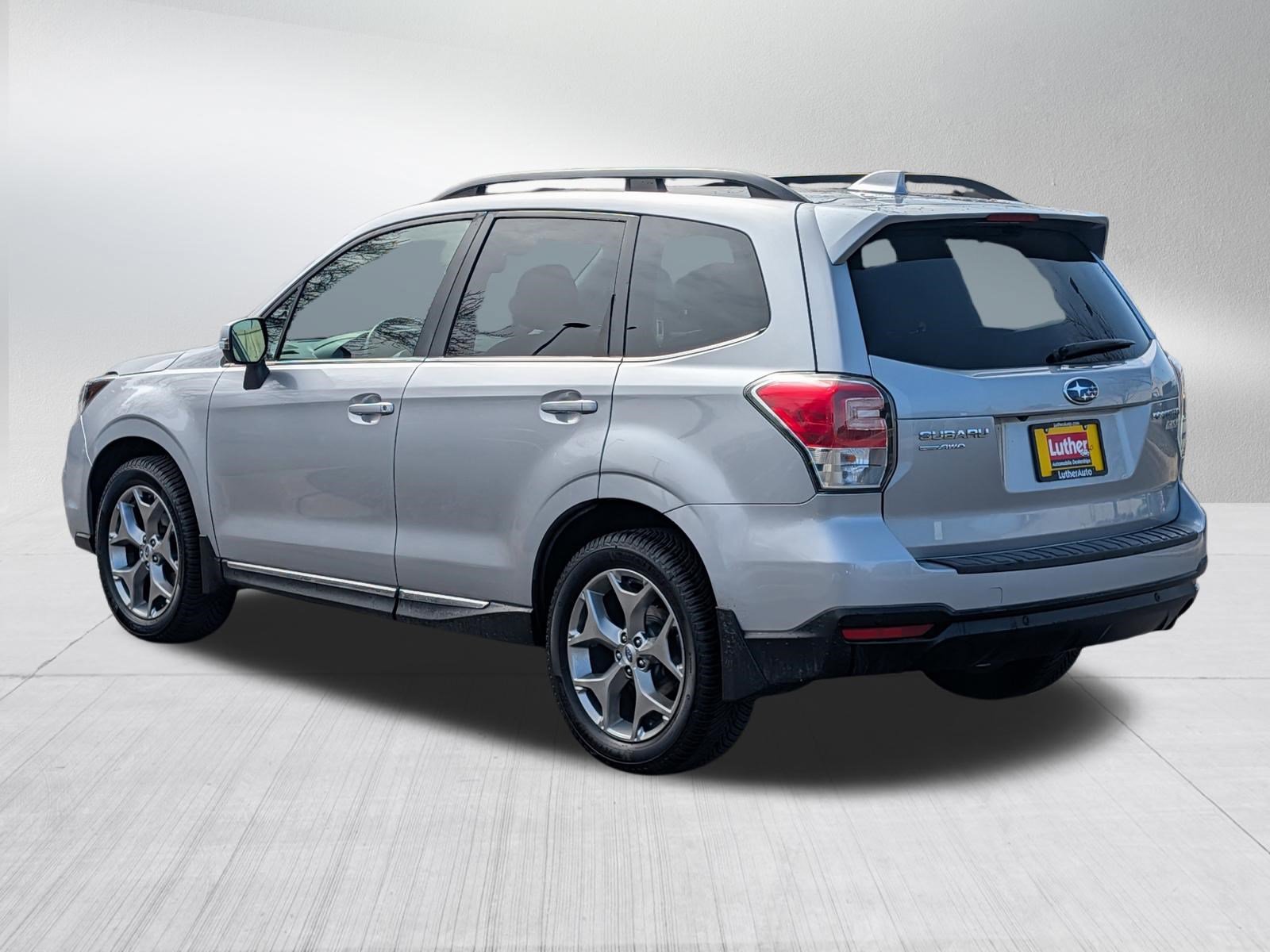 Used 2017 Subaru Forester 2.5i Touring image 5