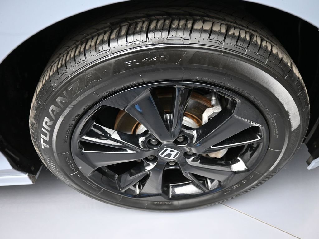 Certified 2024 Honda Odyssey Sport image 13