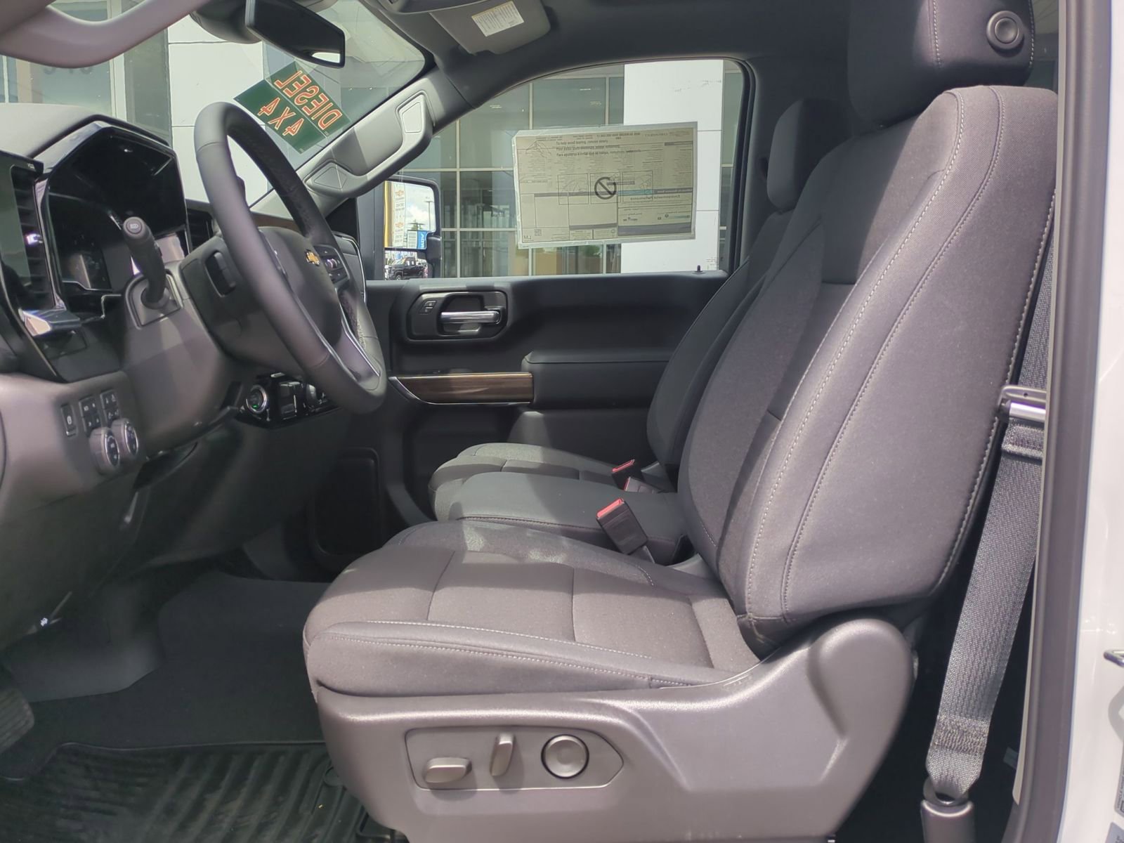 New 2025 Chevrolet Silverado 2500 LT AWD/4WD image 10