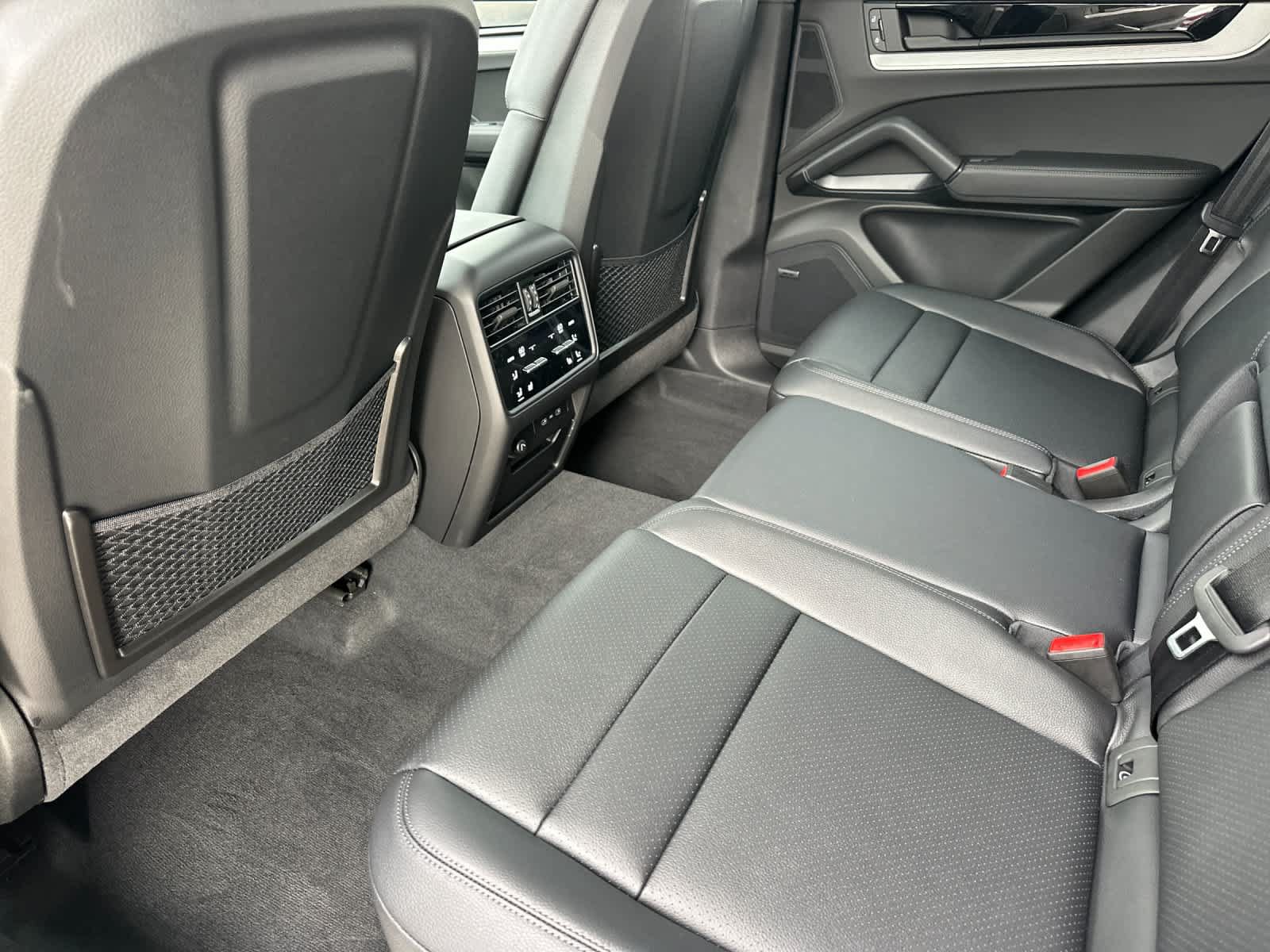 New 2026 Porsche Cayenne S AWD/4WD image 13