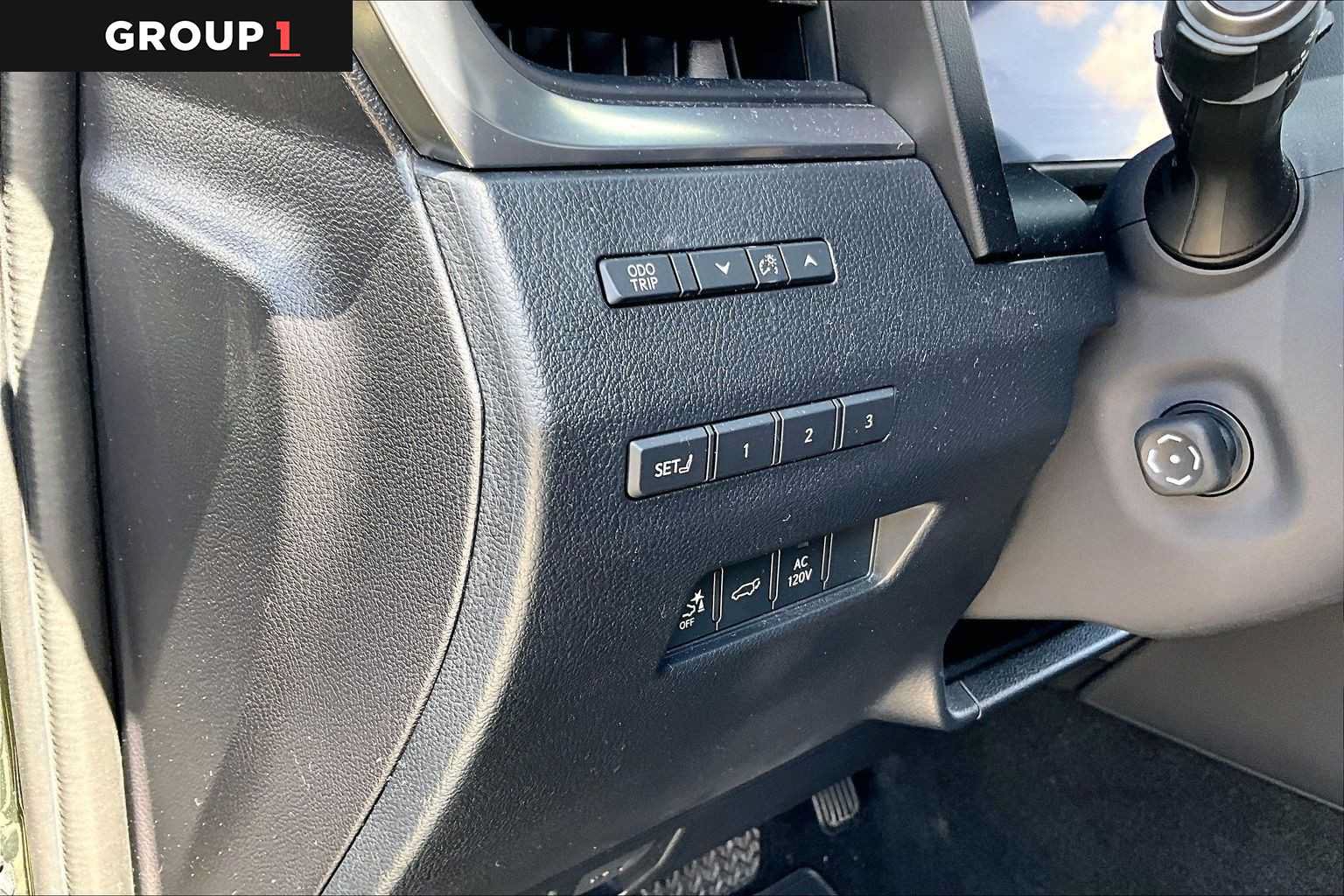 Certified 2024 Lexus GX 550 w/ Accessory Package (31) AWD/4WD image 33