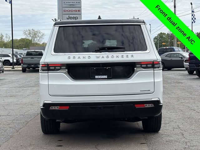 Used 2024 Jeep Grand Wagoneer L Series III AWD/4WD image 43