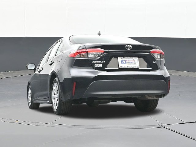 Used 2026 Toyota Corolla LE FWD image 41
