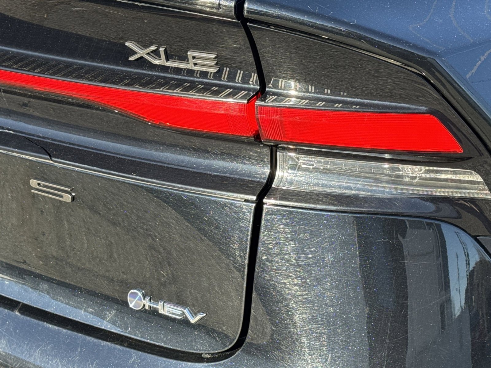 Used 2024 Toyota Prius XLE image 30