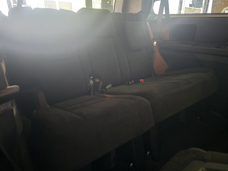 Used 2017 Dodge Grand Caravan SE FWD image 17