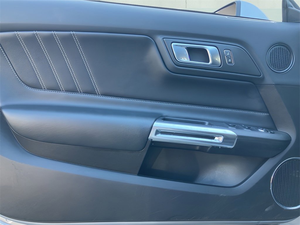 Used 2022 Ford Mustang Premium image 37