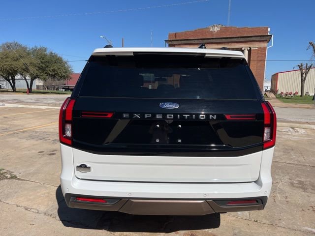 Used 2025 Ford Expedition King Ranch image 5