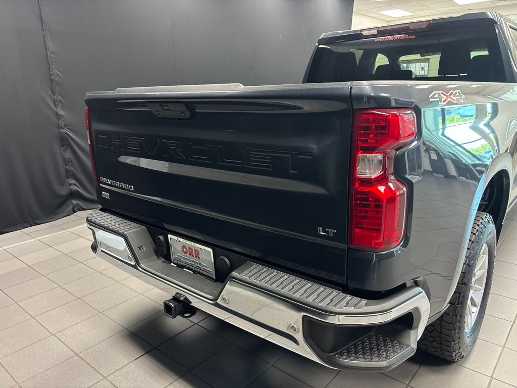 Used 2021 Chevrolet Silverado 1500 LT w/ Safety Package II AWD/4WD image 4