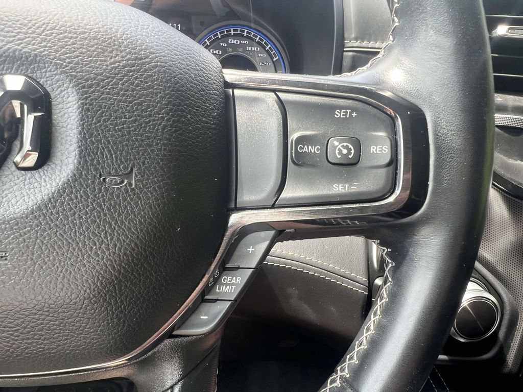 Used 2022 RAM 1500 Limited w/ Body Color Bumper Group AWD/4WD image 23