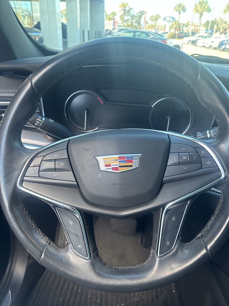 Used 2023 Cadillac XT5 Luxury image 14