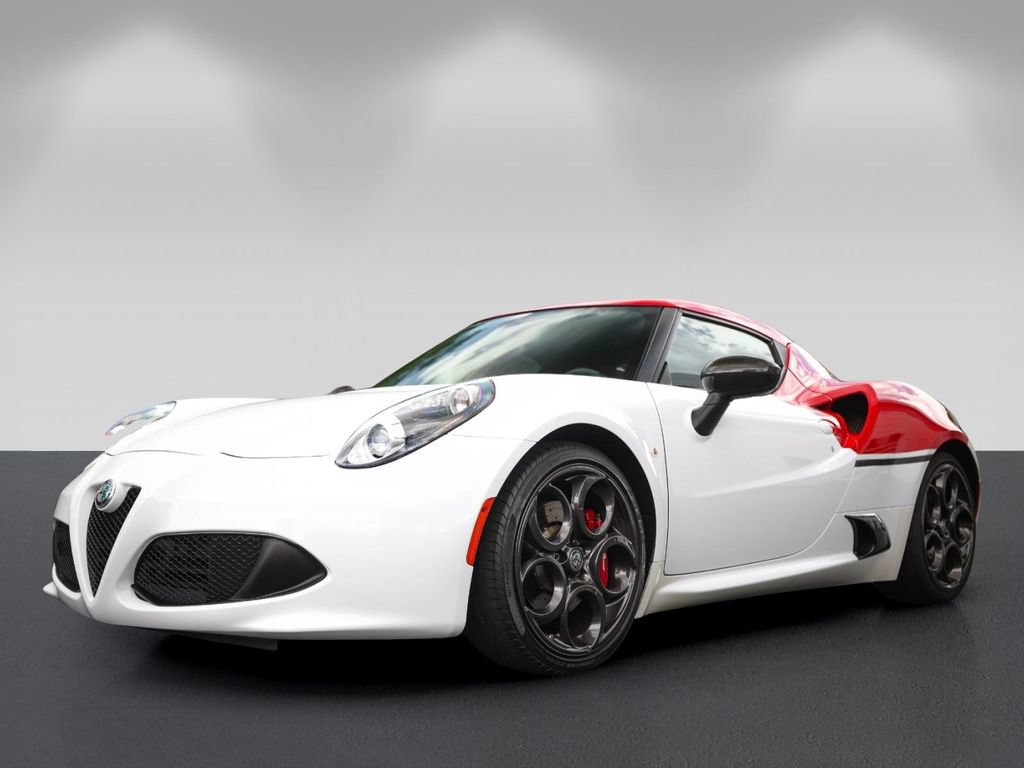Used 2017 Alfa Romeo 4C Coupe w/ Coupe Track Package 1 RWD image 7