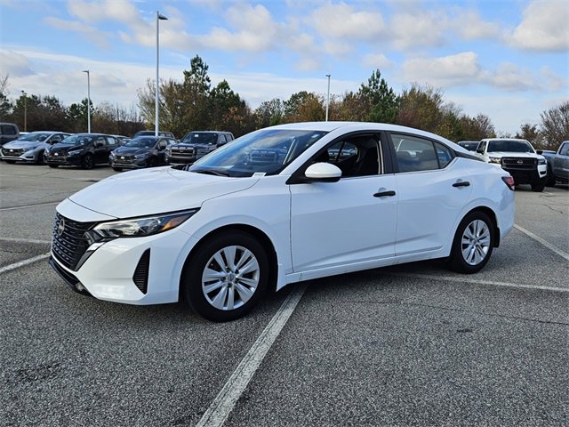 Used 2025 Nissan Sentra S image 3
