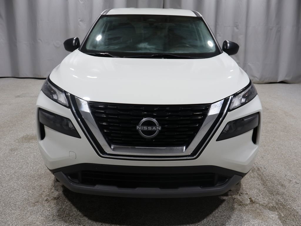 Used 2023 Nissan Rogue S image 8