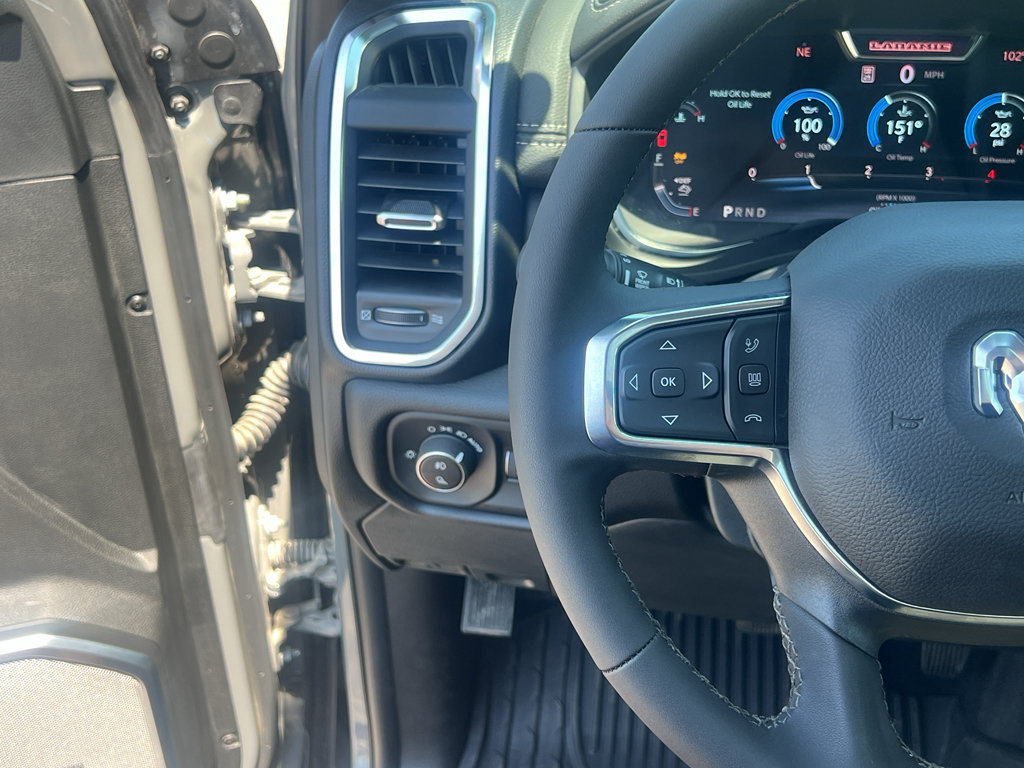 New 2026 RAM 2500 Laramie AWD/4WD image 31