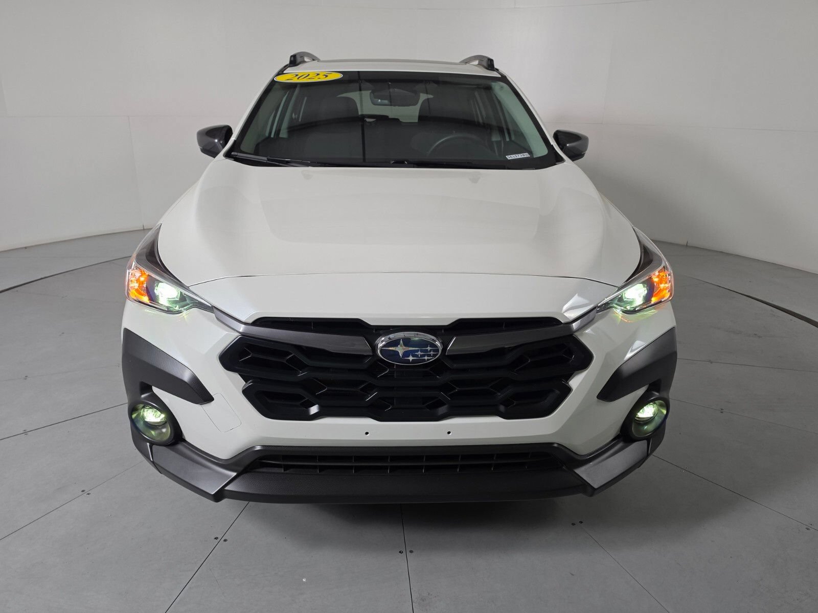 Used 2025 Subaru Crosstrek 2.5i Premium AWD/4WD image 8