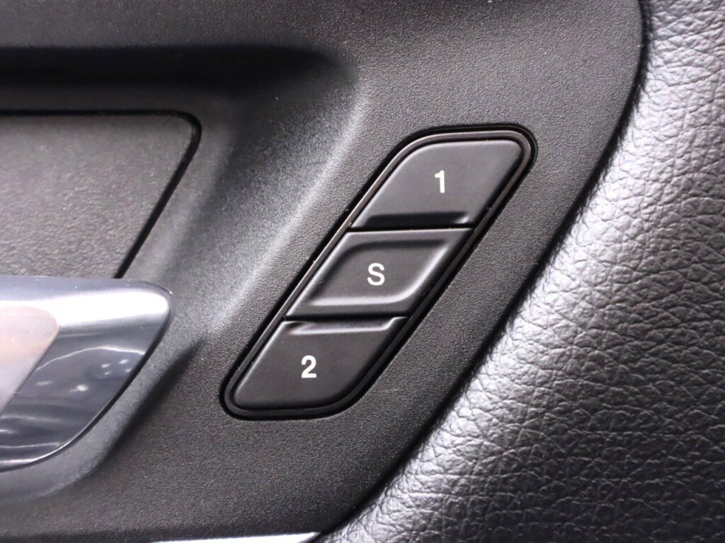 Used 2022 RAM 1500 Laramie AWD/4WD image 32