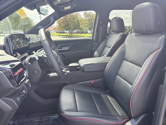 Certified 2025 Chevrolet Silverado EV RST AWD/4WD image 23