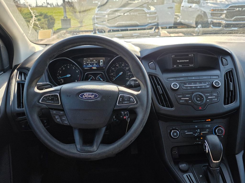 Used 2018 Ford Focus SE image 28