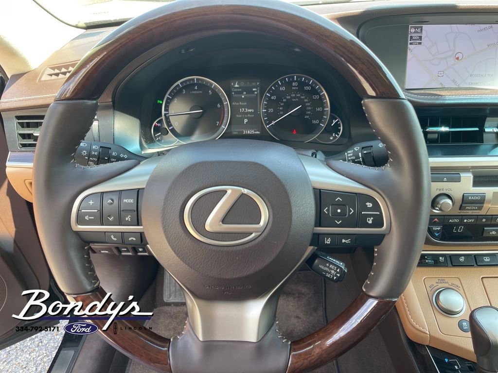 Used 2017 Lexus ES 350 w/ Luxury Package image 7