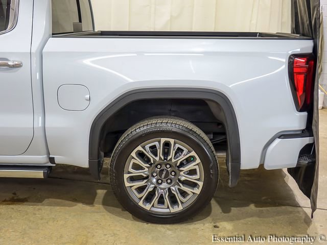 Used 2026 GMC Sierra 1500 Denali Ultimate image 9