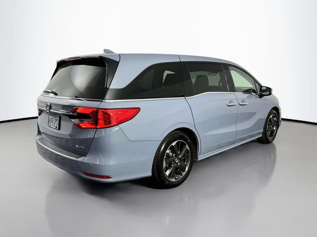 Used 2023 Honda Odyssey Elite image 8