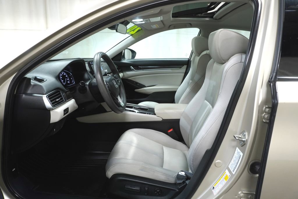 Used 2020 Honda Accord EX image 11