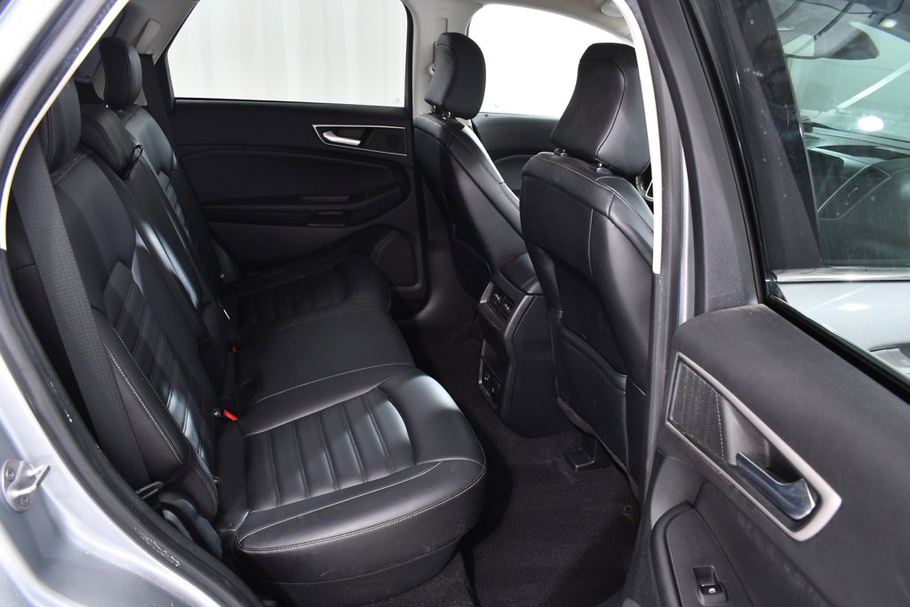 Used 2022 Ford Edge SEL w/ Convenience Package image 19