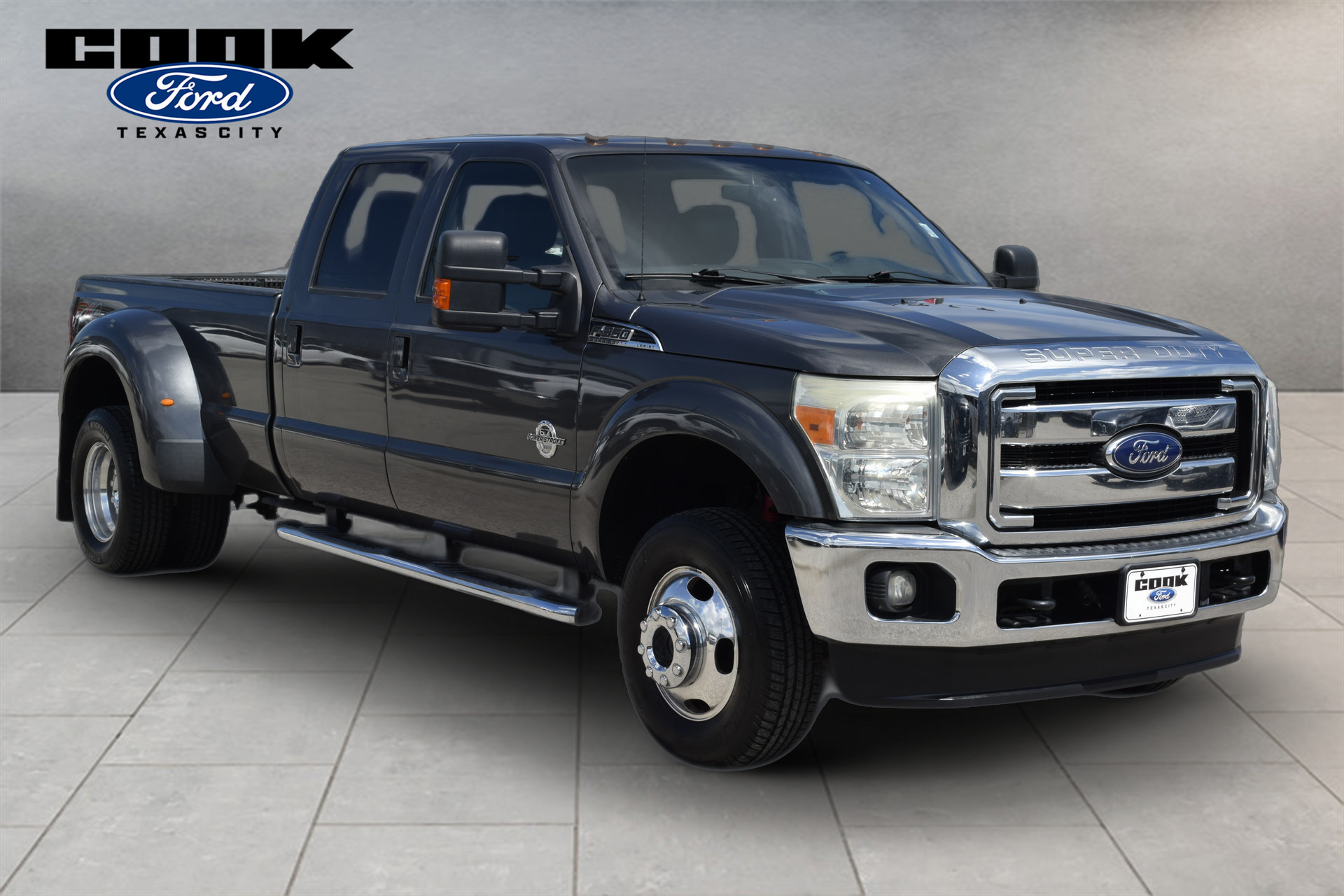 Used 2015 Ford F350 Lariat w/ Lariat Ultimate Package AWD/4WD image 2
