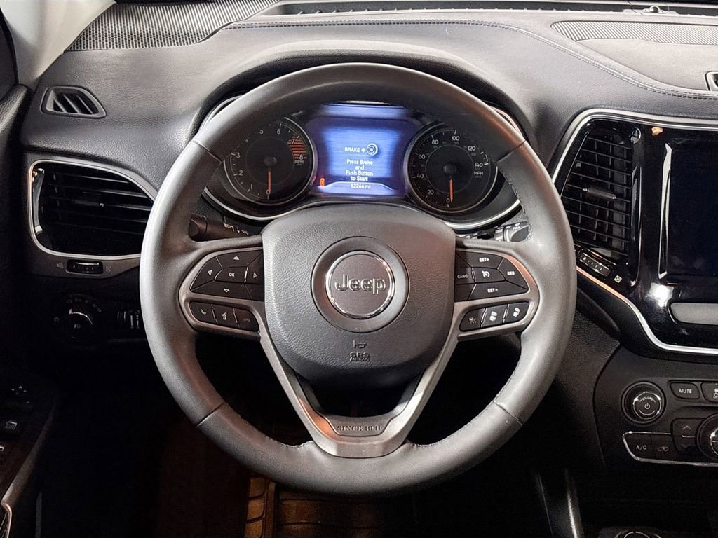 Used 2022 Jeep Cherokee Limited AWD/4WD image 13