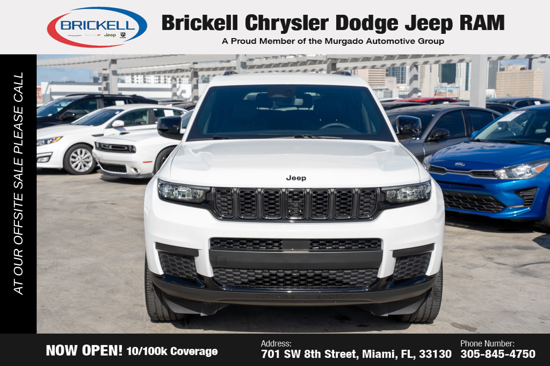 Used 2023 Jeep Grand Cherokee L Laredo image 2