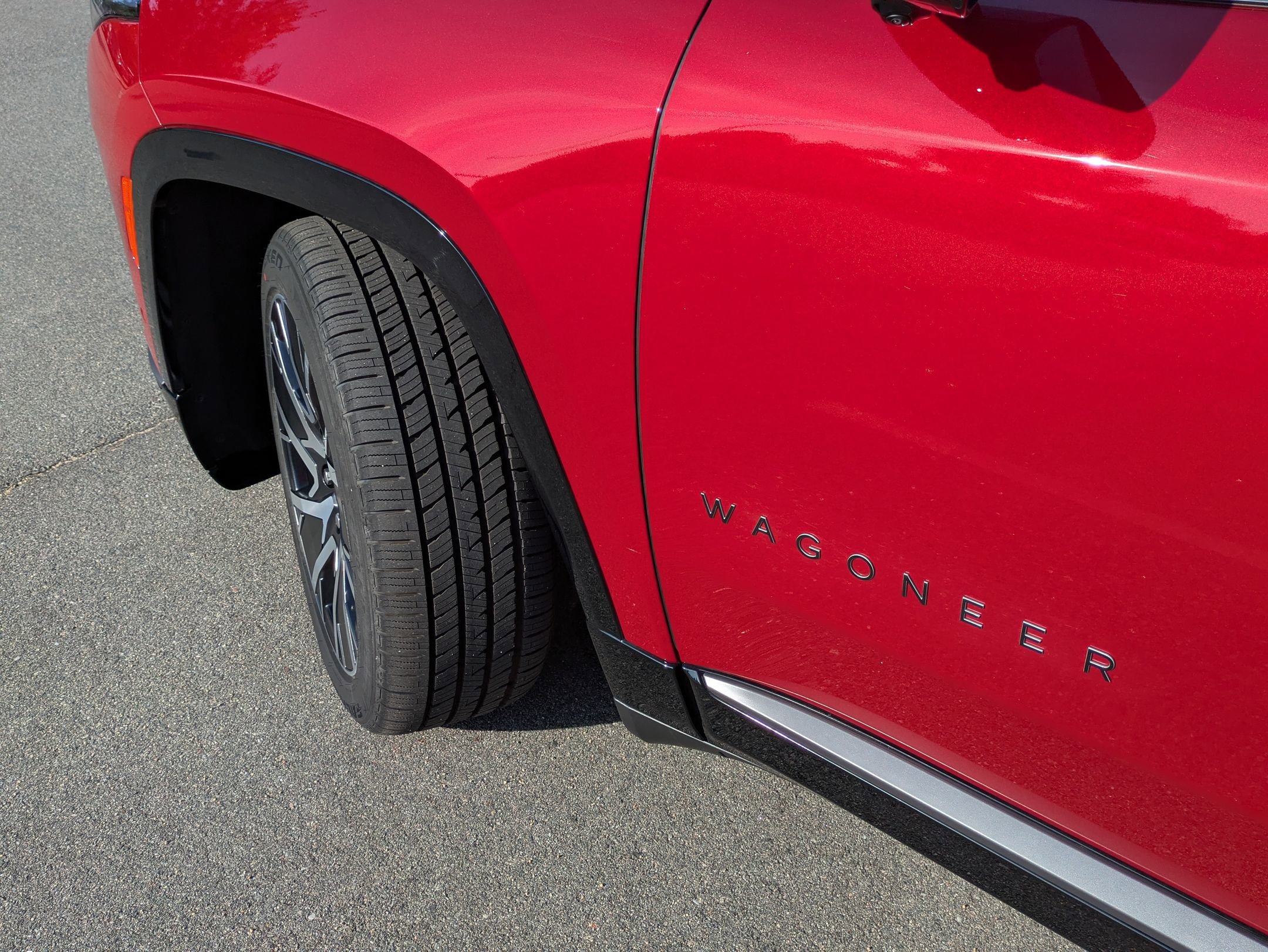 Used 2025 Jeep Wagoneer Limited image 39