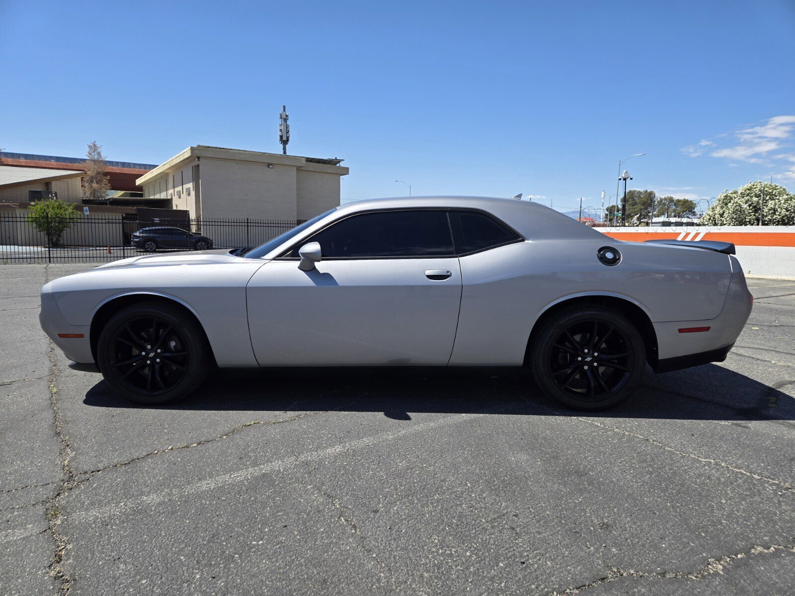 Used 2018 Dodge Challenger SXT Plus RWD image 2