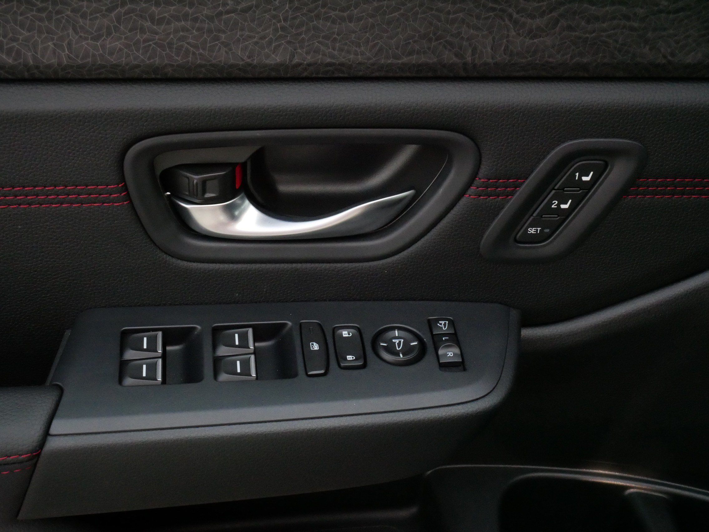 Certified 2026 Honda Pilot Black Edition image 19