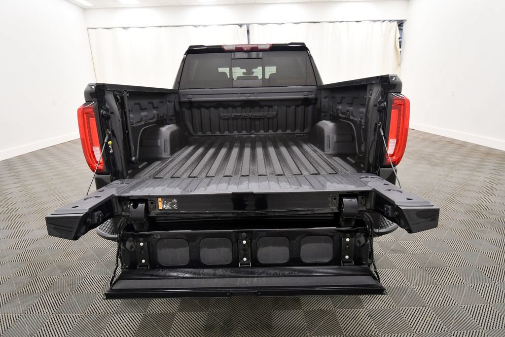 Used 2020 GMC Sierra 1500 Denali w/ Technology Package AWD/4WD image 7