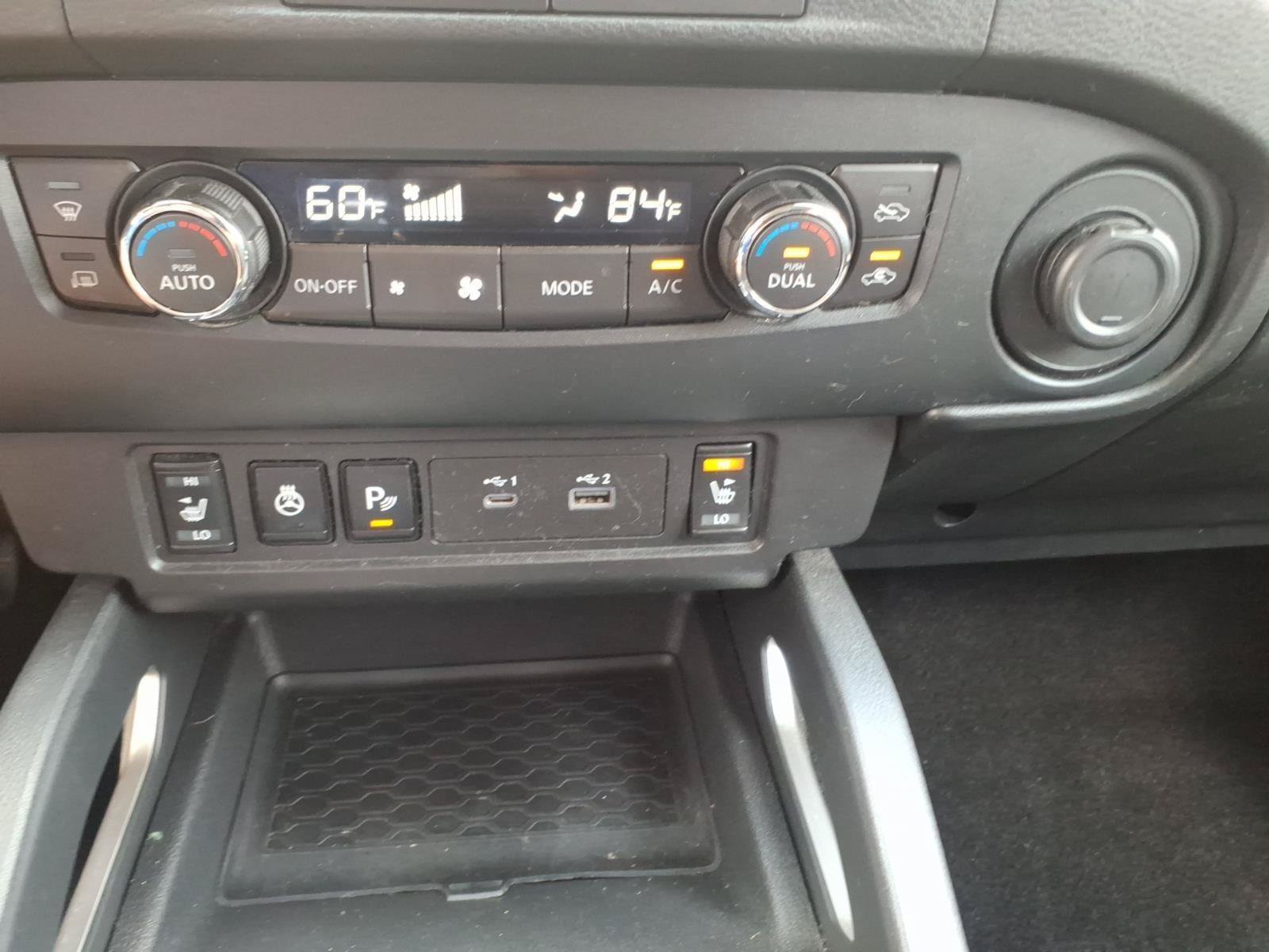 Used 2022 Nissan Frontier SV AWD/4WD image 25