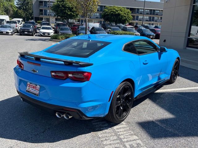 Used 2022 Chevrolet Camaro LT w/ Technology Package RWD image 8