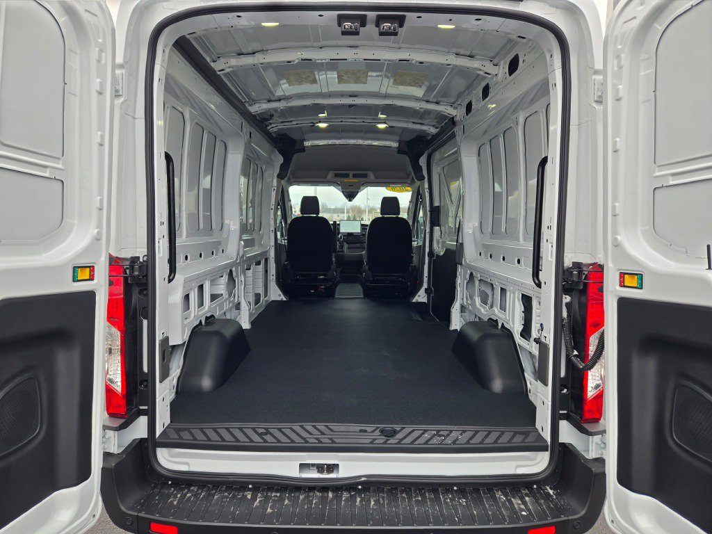 New 2026 Ford Transit 250 148 Medium Roof RWD image 12
