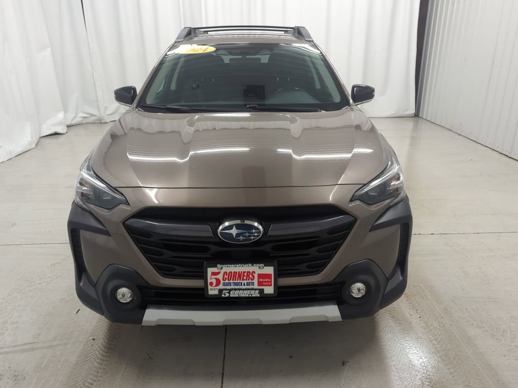 Used 2024 Subaru Outback Limited AWD/4WD image 5