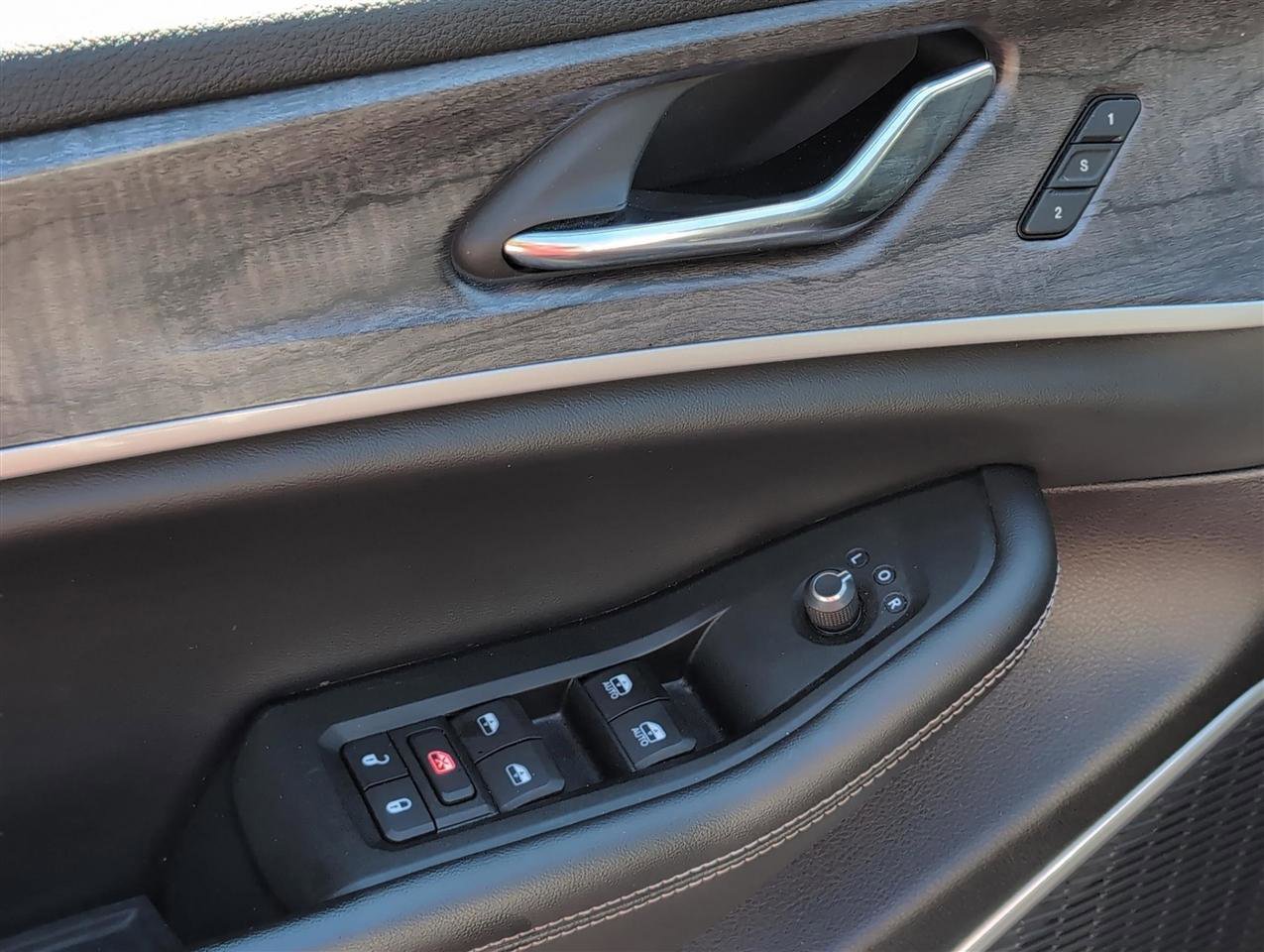 Used 2024 Jeep Grand Cherokee Limited 4xe image 14