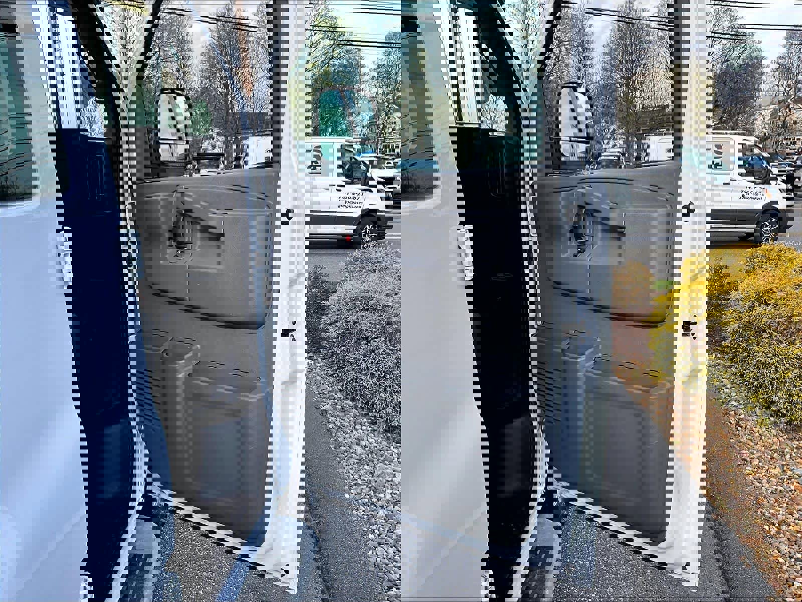 Used 2024 Chevrolet Express 2500 w/ Driver Convenience Package image 12