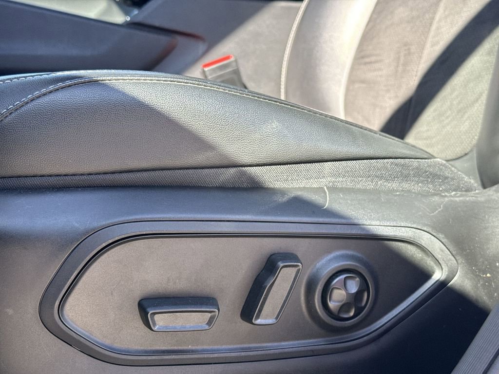 Used 2023 Jeep Grand Cherokee Altitude image 14