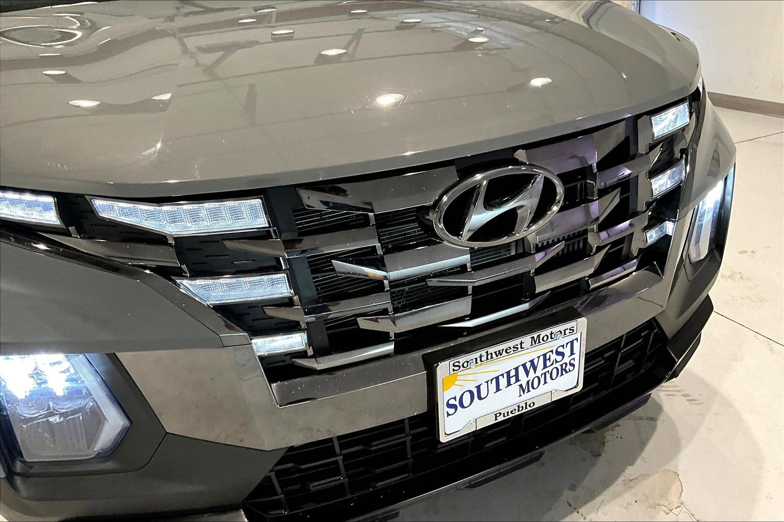 Used 2024 Hyundai Santa Cruz Night AWD/4WD image 35