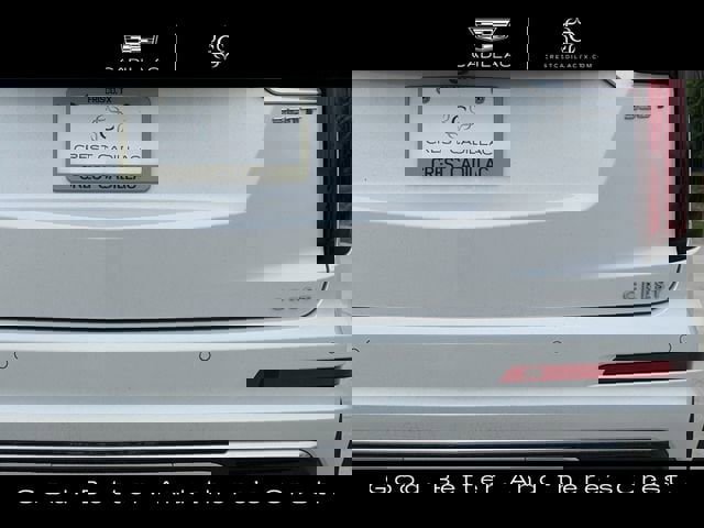 Certified 2025 Cadillac XT6 Luxury FWD image 7